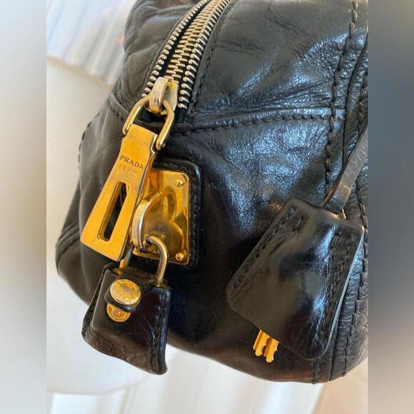 Rock this amazing leather bag - Picture 13 of 15